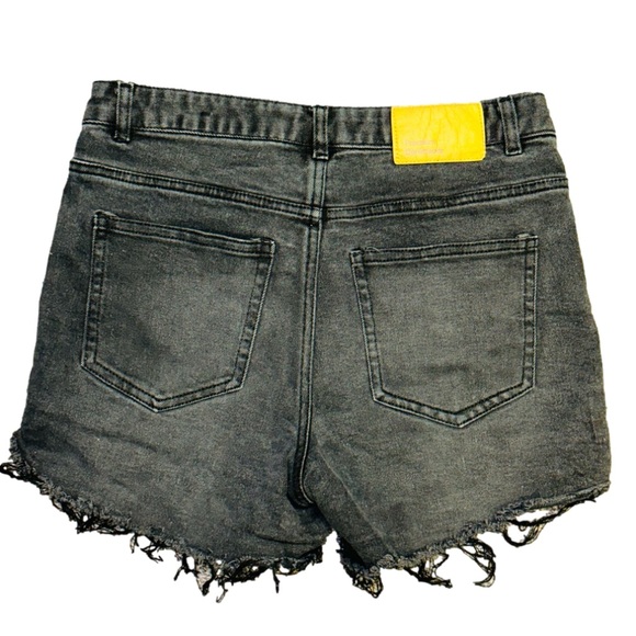 Love Tree Denim black high waist cheeky distressed shorts size Small✨ - Picture 4 of 7